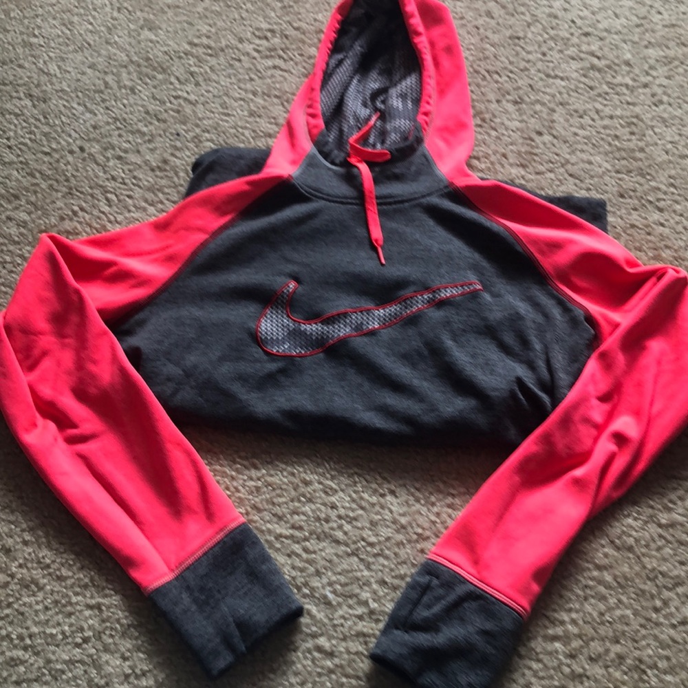 Nike hoodie therma-fit